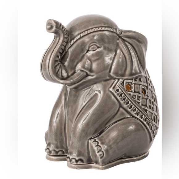 Better Homes And Gardens Elephant Ceramic Fragrance Warmer - Tan and Gray - Picture 2 of 9